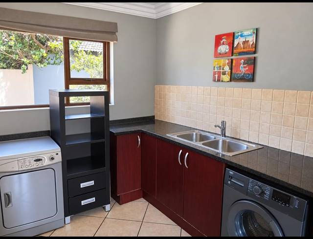 3 BEDROOM HOUSE FOR SALE IN THATCHFIELD